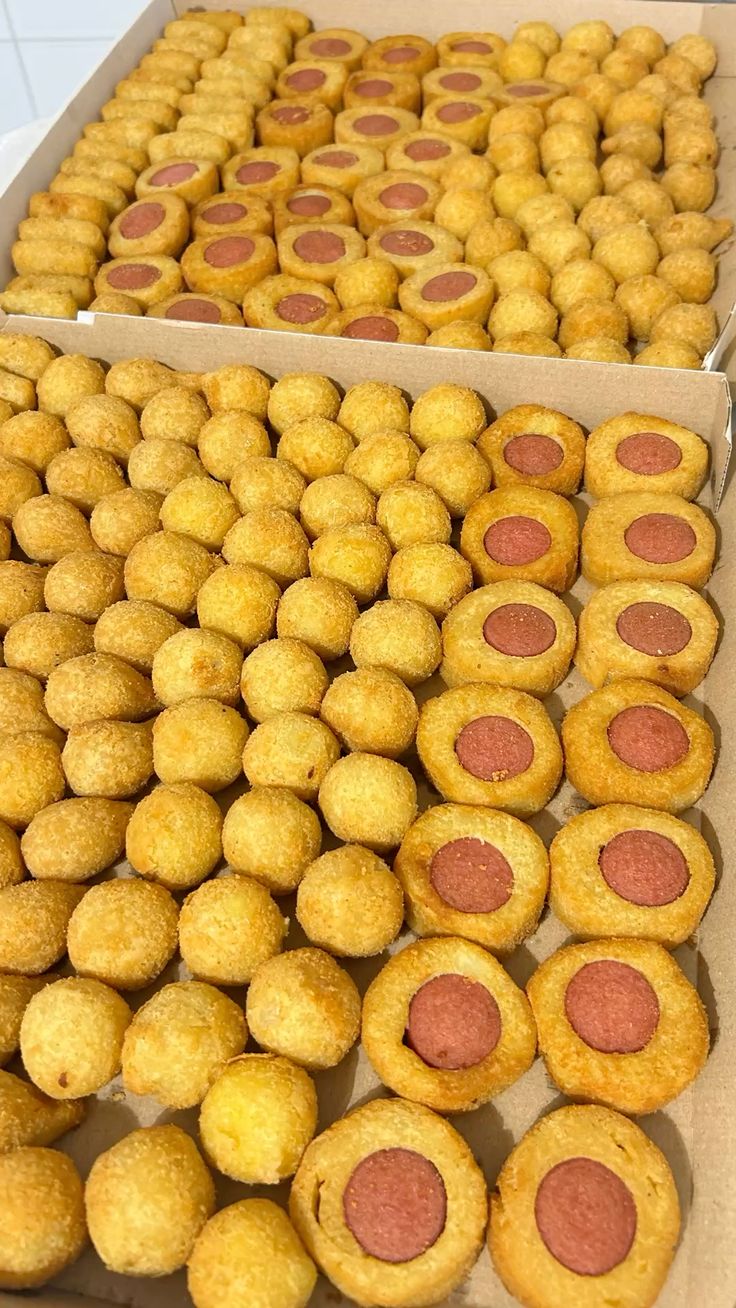 Salgados preparados para festa